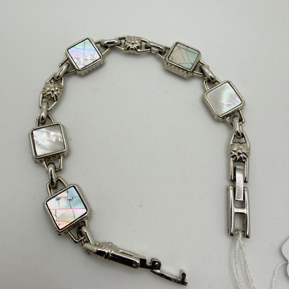 SALE! Up to 7.5" silver toned, and mother of‎ pearl square design bracelet!